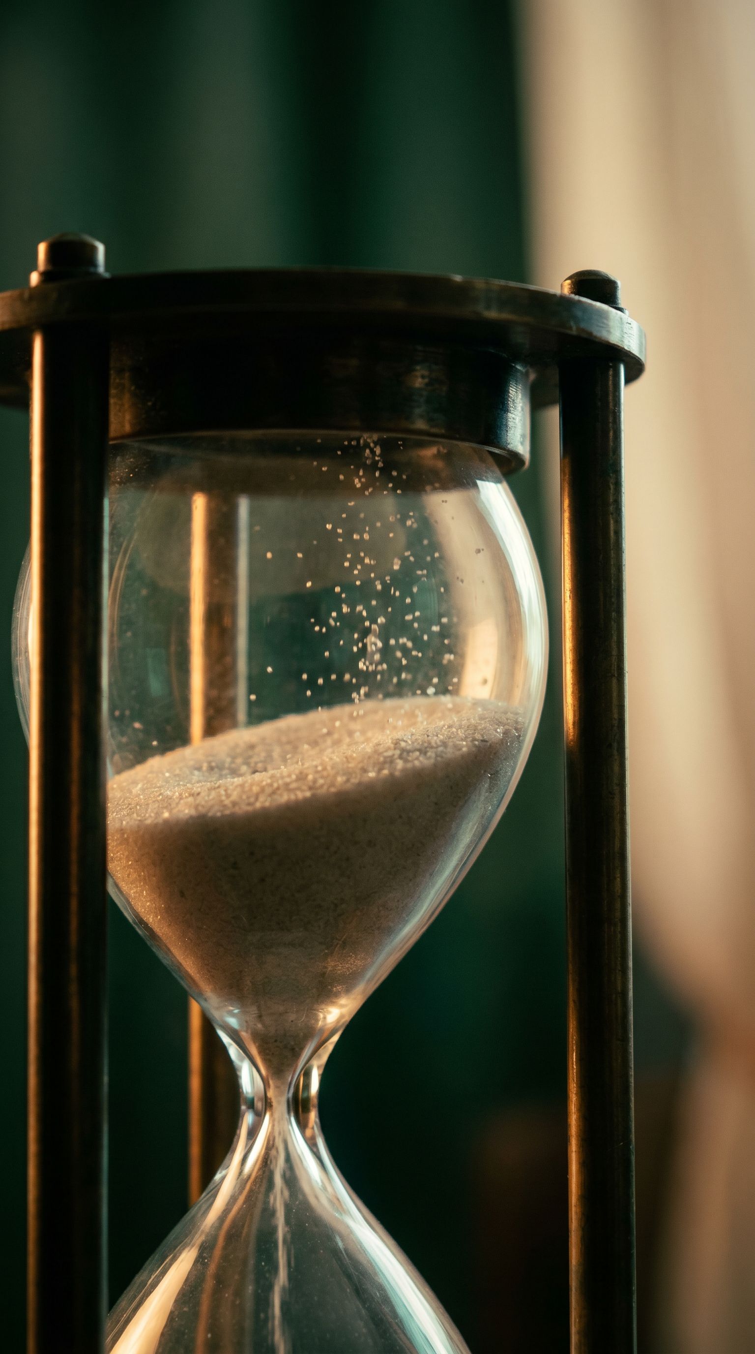 History's Glitch: Timelines That Break Your Brain